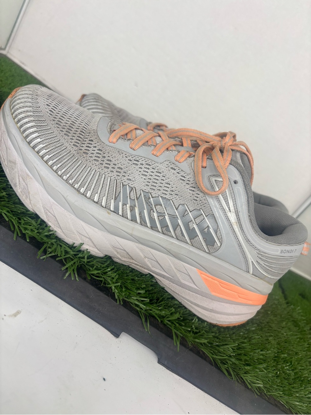 Hoka One One Bondi 7 Women's Size 7 Harbor Mist Running Shoes 1110519 HMSH Gray